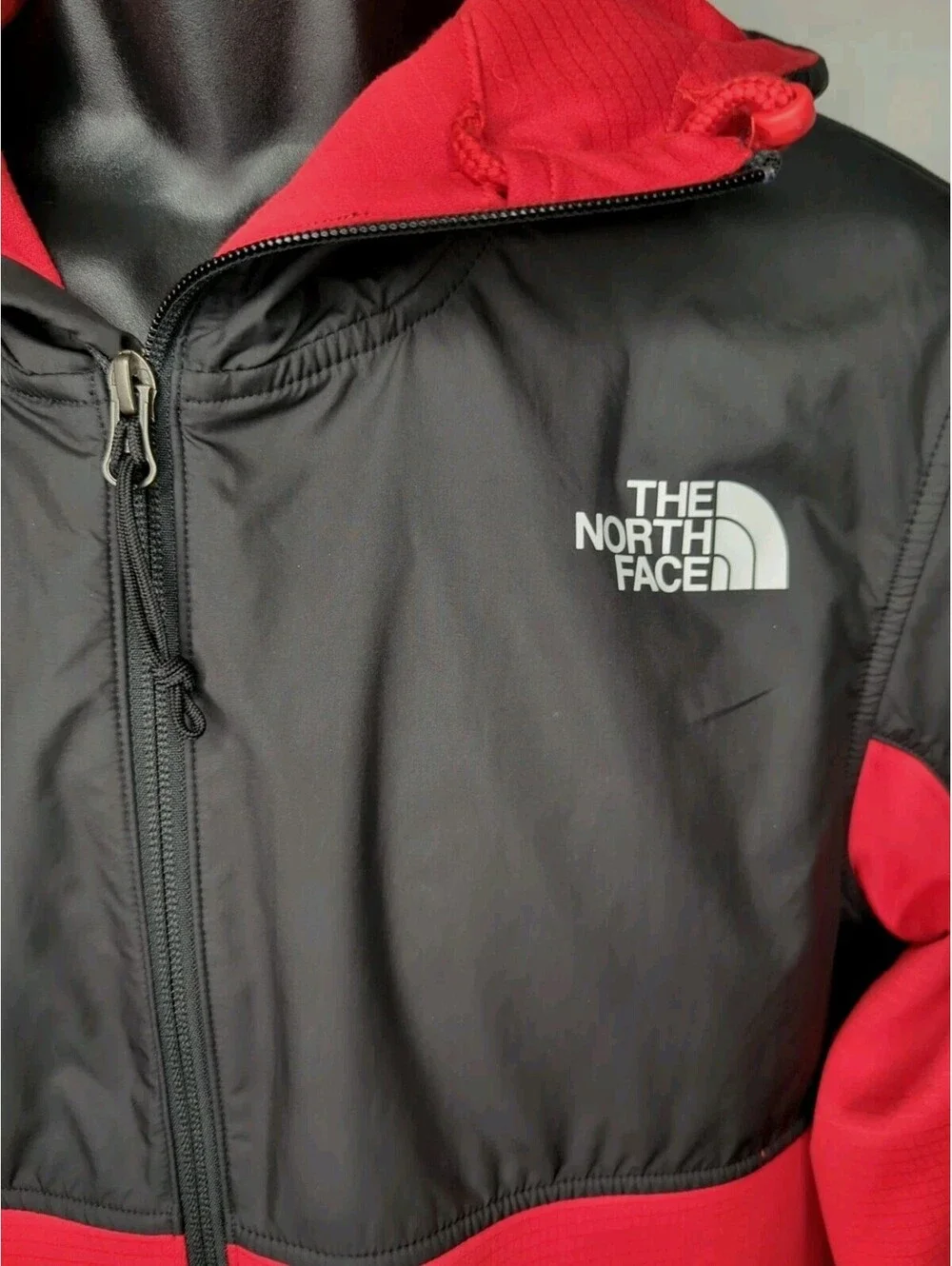 The North Face Training Jacket Hoodie Logo Men Small Fleece Hooded Red Black Gym
